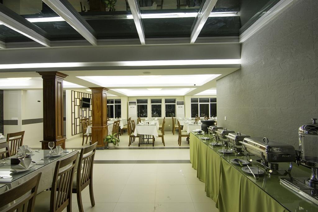 Rose Emerald Hotel Phnom Penh Esterno foto