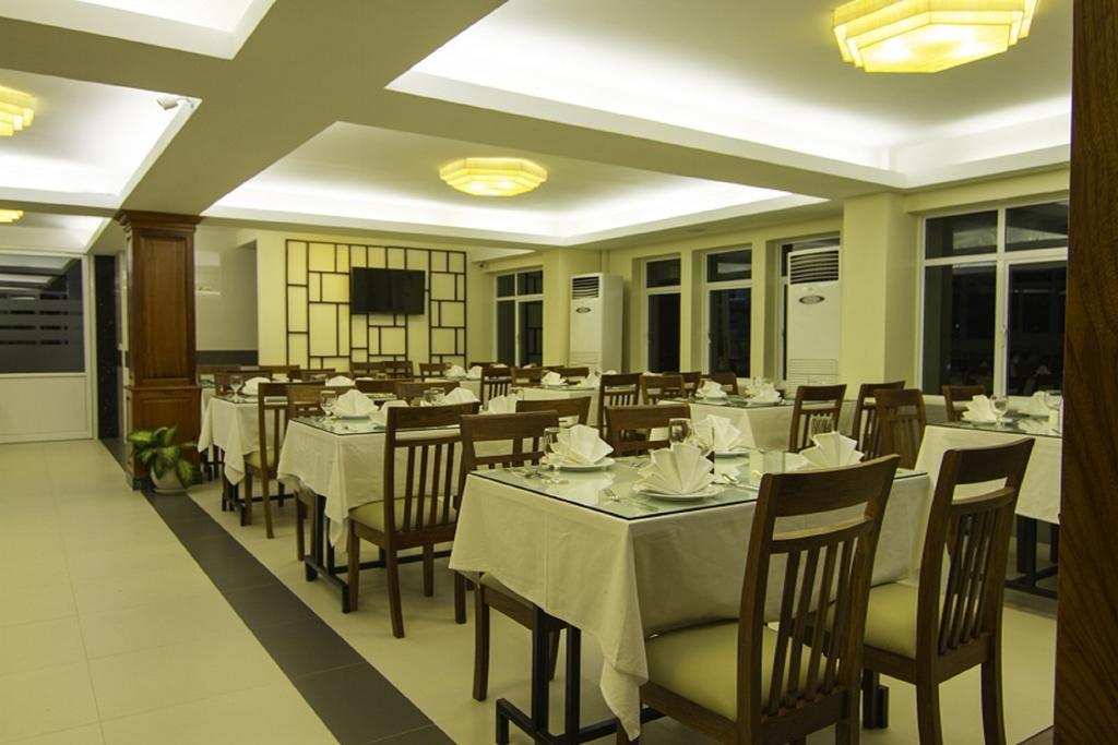 Rose Emerald Hotel Phnom Penh Esterno foto