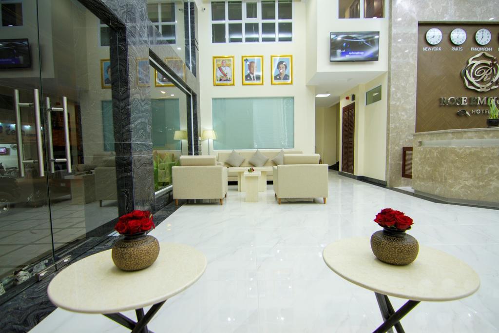Rose Emerald Hotel Phnom Penh Esterno foto