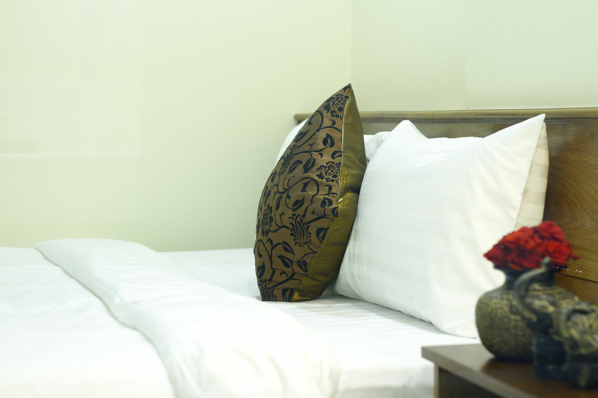 Rose Emerald Hotel Phnom Penh Esterno foto