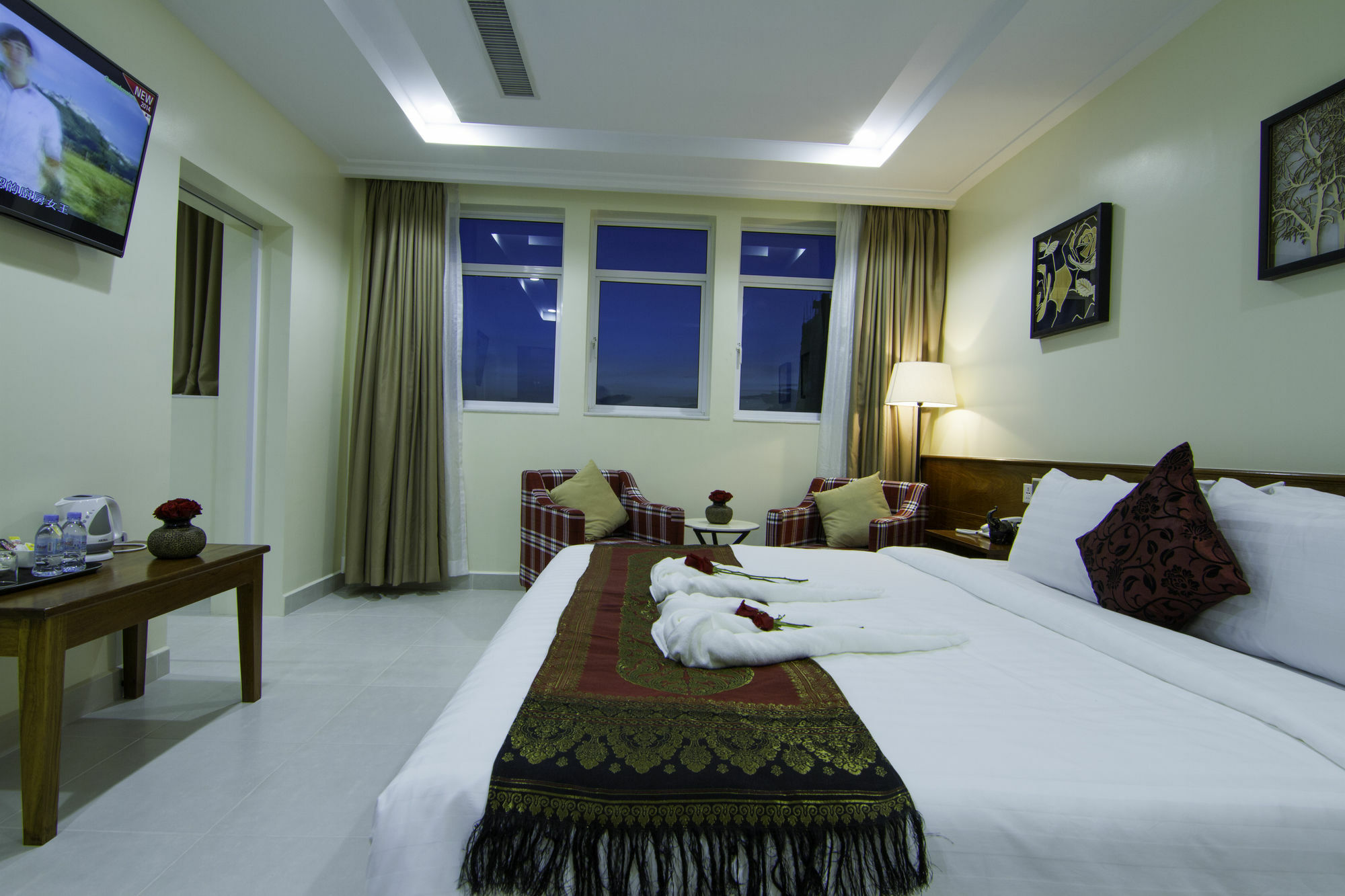 Rose Emerald Hotel Phnom Penh Esterno foto